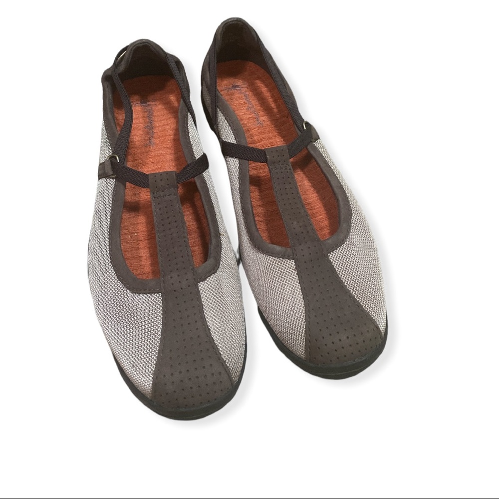 Smartwool Timberland Collaboration Brown & Tan Slip On Mary Jane Style